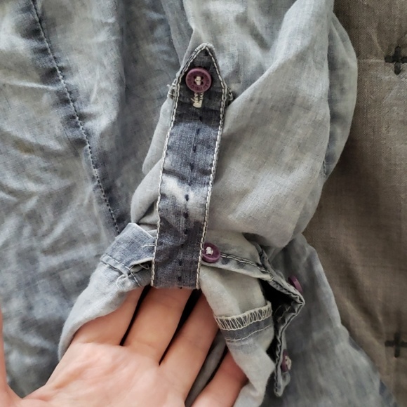 GUESS shirt..worn once size M - Picture 4 of 4